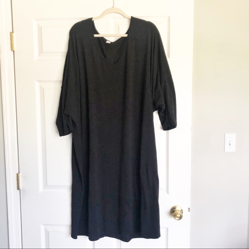 Old Navy Plus Black Drop Sleeve Dress - Size 4X